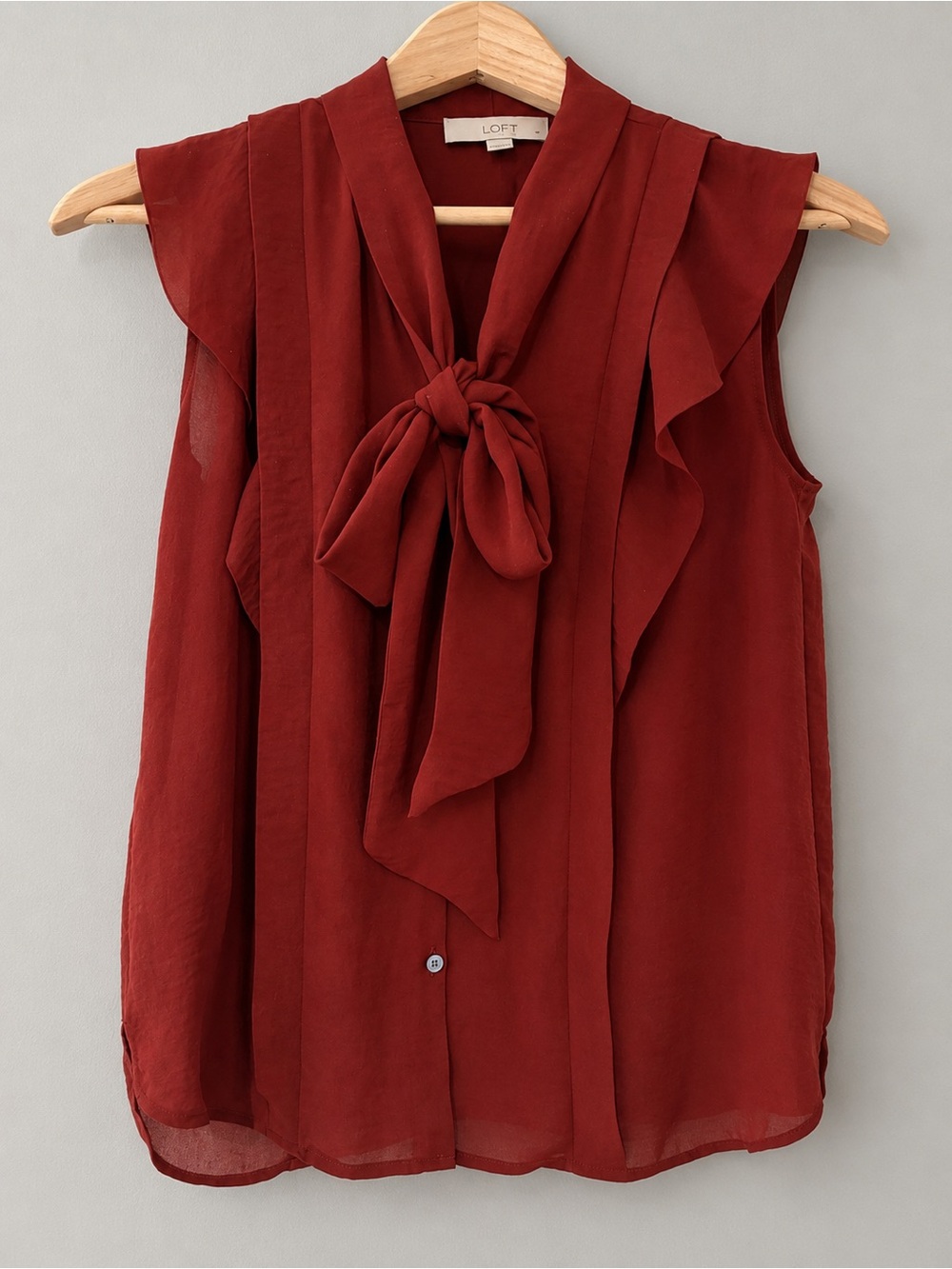 LOFT XSP Sleeveless Bow Tie Blouse Women Burgundy Red Ruffle Button Front Top
